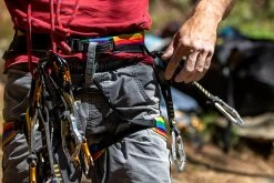 Grivel Trend Harness -Alpinismo in Italia trendharnessrainbow1